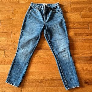 Abercrombie curve love sz 27 4 high rise skinny jeans